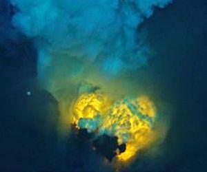 Oceanic crust breakthrough: Solving a magma mystery