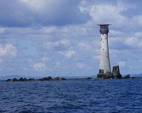 Pilot study reveals storm response of offshore lighthouses