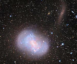 Subaru Telescope Captures Images of the Stealth Merger of Dwarf Galaxies