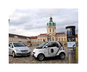 EU raps Daimler over new coolant rules