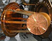 No evidence of the double nature of neutrinos