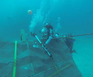 Andreas and Thomas testing sample returns at sea