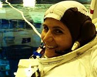 Italian astronaut shows how to use restroom on ISS online