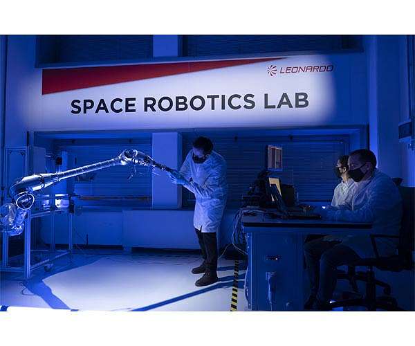 A helping hand for Mars