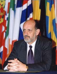 Europe Plans Common Space Strategy