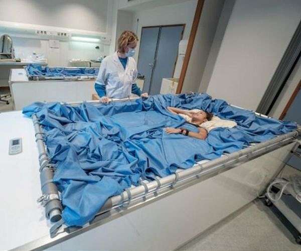 Simulated weightlessness alters clotting patterns in women