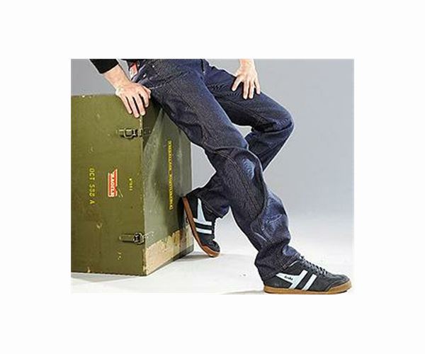 New dyeing method could help jeans shrink toxic problem