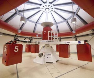 ESA centrifuge opens door to high-gravity worlds