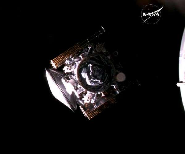 Europa Clipper deploys instruments on journey to icy moon of Jupiter