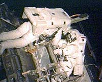 Spacewalkers Install New Camera Assembly, Jettison FPP