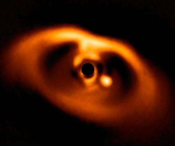 Astronomer finds gas giant exoplanets formed earlier than previously thought