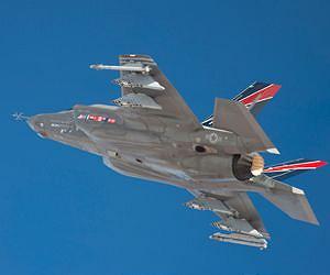 Raytheon, US Navy deliver 5,000th AIM-9X Sidewinder missile