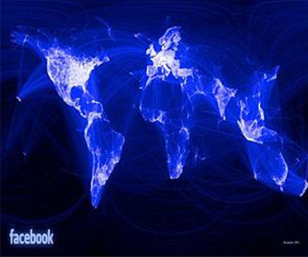 Germany opens competition probe into Facebook VR headsets