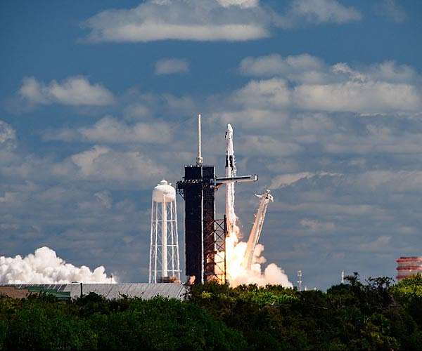 SpaceX faces a $175,000 penalty for failure to report launch data to FAA