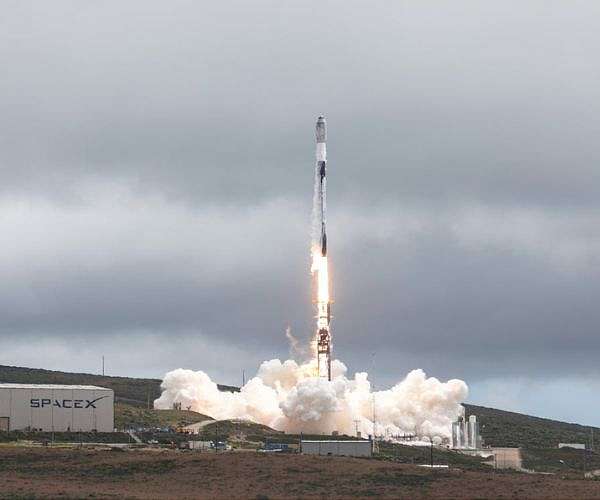 SpaceX launches Starlink satellites into space on 11th 2025 mission