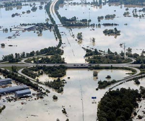 Europe floods to cost insurers up to $4.5 billion: Swiss Re