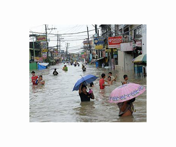 One dead, over 43,000 displaced in Philippine floods