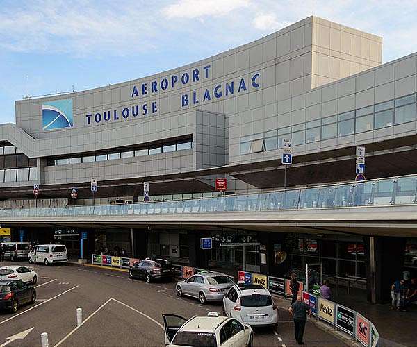 French short-haul flight ban comes into force