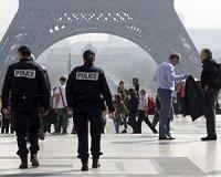 Police boost security at Eiffel Tower after demo reveals 'flaws'