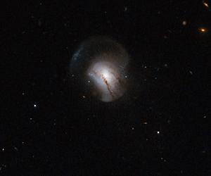 Hubble Catches the Moment the Lights Went Out