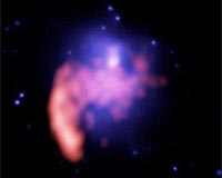 Ghostly Glow Reveals Galaxy Clusters In Collision