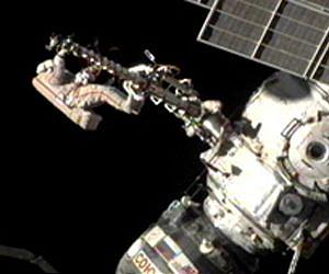 Cosmonauts Begin First Expedition 32 Spacewalk
