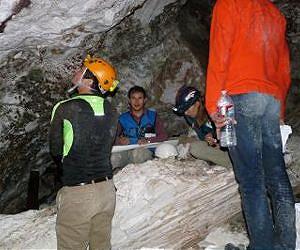 Stanford scientists probe abandoned mine for clues about permanent CO2 sequestration