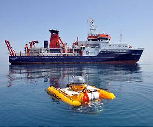Gas Outlets off Spitsbergen Are No New Phenomenon