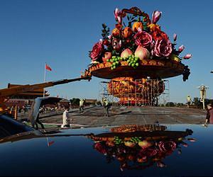 China Tiananmen Square makeover meets cost complaints