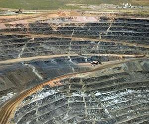 Report cites controversial mining firms