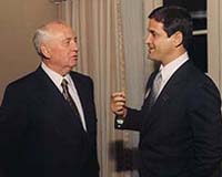 Gorbachev Urges G8 To Back Solar Power Not Oil Or Nuclear