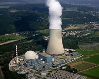 In turnaround, Sweden agrees to continue nuclear power
