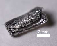 New study finds folding graphene significantly enhances mechanical performance