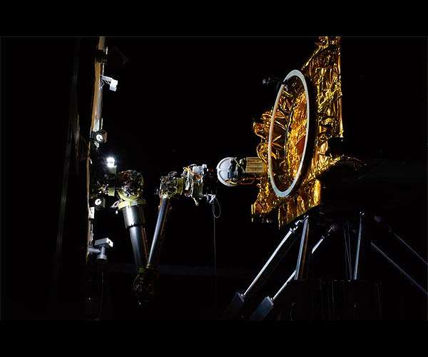 NASA shutters $2B satellite refueling project, blames contractor for delays