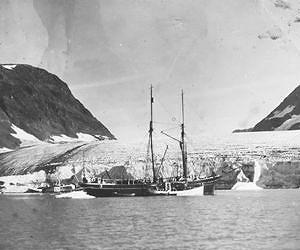 Old aerial photos supply new knowledge on glaciers in Greenland