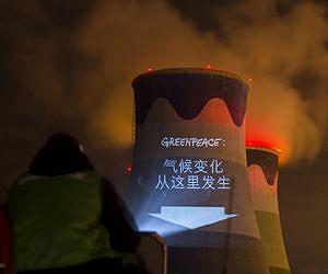 Greenpeace protests coal summit in Warsaw amid UN climate talks