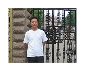 Family of jailed China activist flees to US: rights group