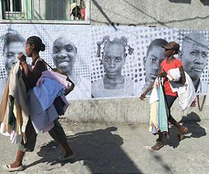 Sean Penn urges more aid for Haiti