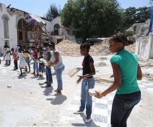 Slow return to school for quake-hit Haiti's students