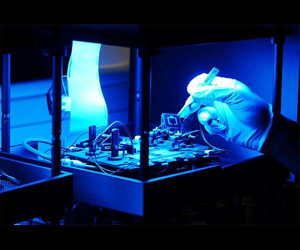 World record solar cell goes from lab to industry
