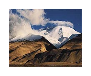 Central Asian glaciers resist warming