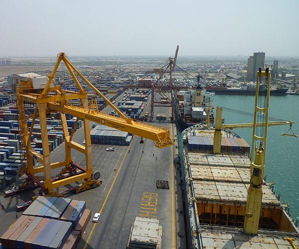 Burnt-out car transport ship limps into Dutch port