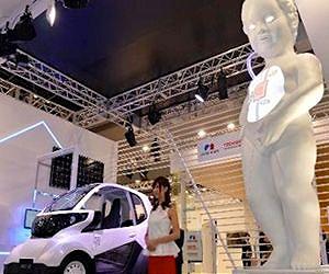 Honda's 'Hydrogen Boy' pees his way to a cleaner world