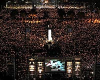 Hong Kong hits back at Chinese media over democracy poll