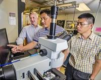 Diamond plates create nanostructures through pressure, not chemistry