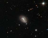 Hubble catches a galaxy duo by the 'hare'