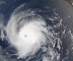 NOAA: 2012 sees normal hurricane season