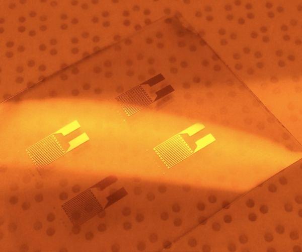 Thermal defects boost heat blocking in alloy materials