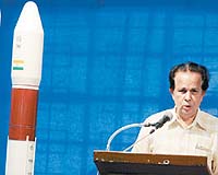 Indian Space Capsule Back To Earth