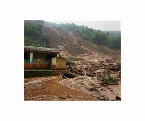 5 soldiers dead, 17 missing in Vietnam after second big landslide in days
